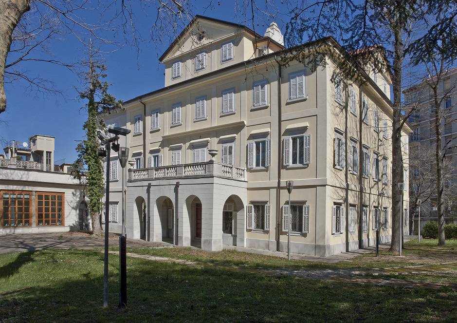 Musei Civici Villa Sartorio_esterno facciata_light
