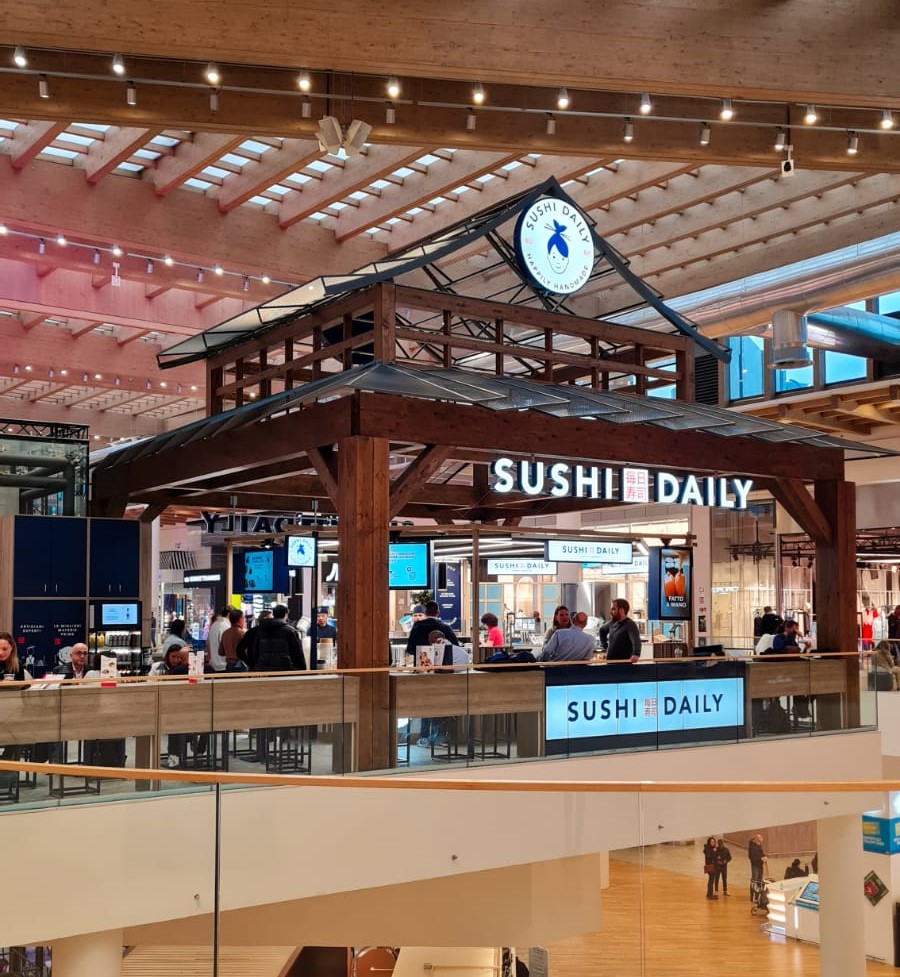 Sushi Daily e le novità nel chiosco-pagoda al Centro di Arese